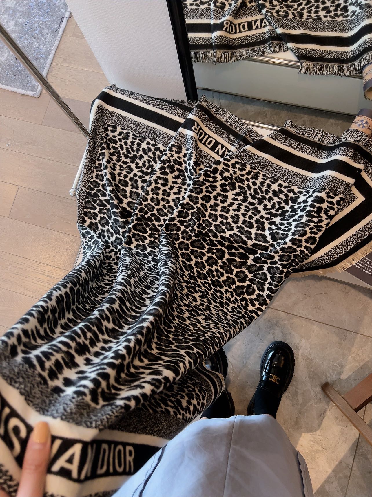 D new arrival women scarf size 140*140 cm 0019