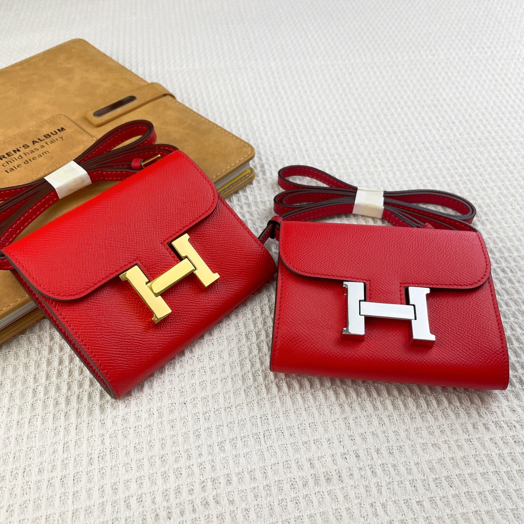 H Constance empson leather bag size:13*11.8cm