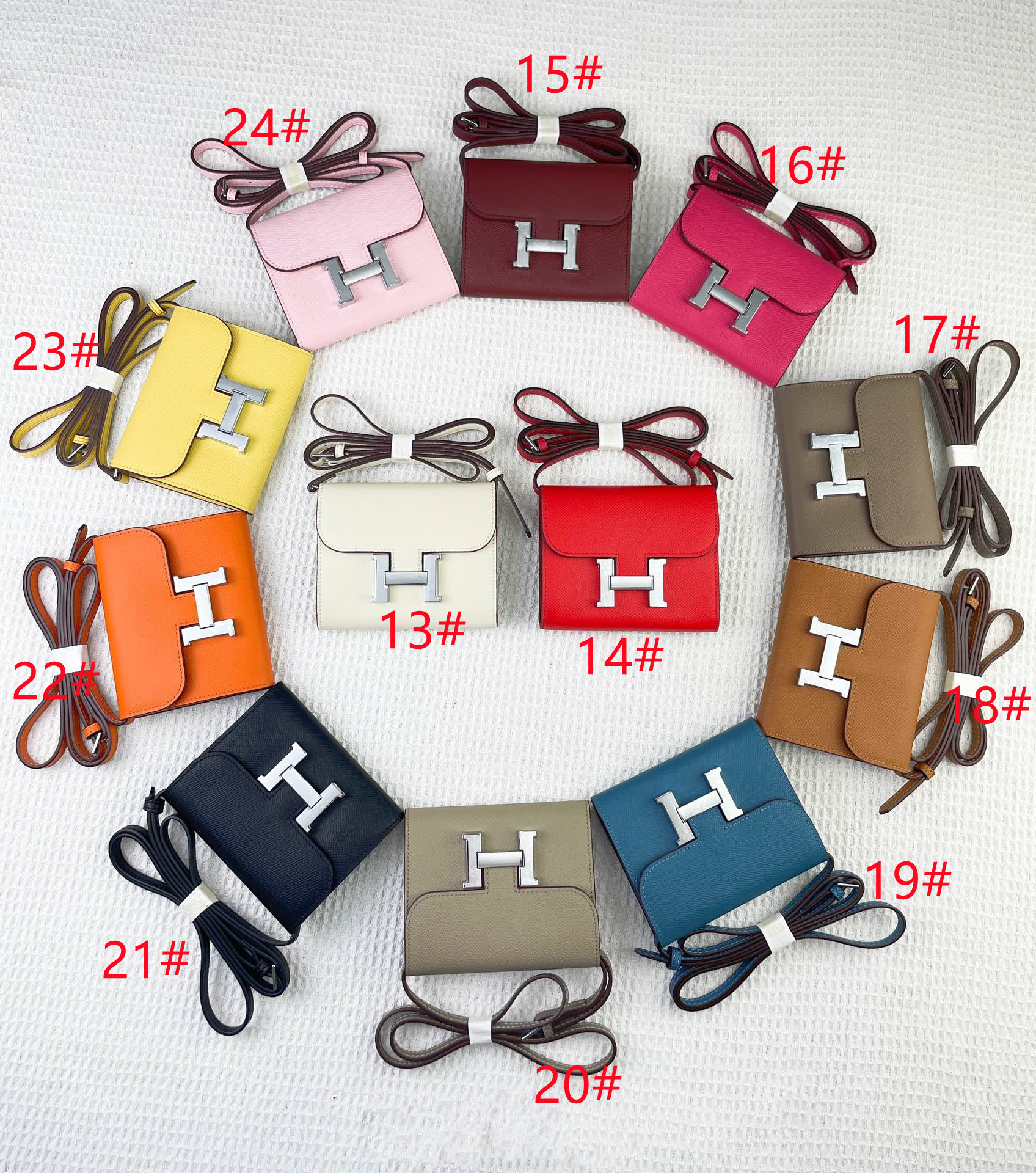 H Constance empson leather bag size:13*11.8cm