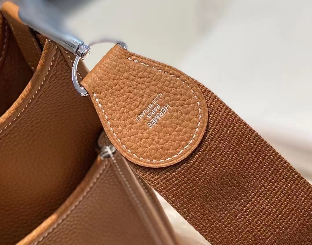 H Evelyne29 new arrival 08 size : 29*30 cm