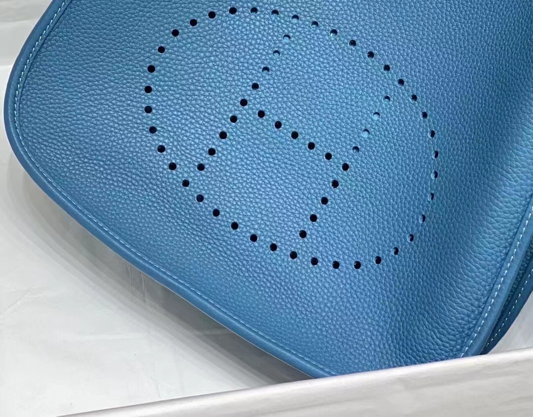 H Evelyne29 new arrival 05 size : 29*30 cm