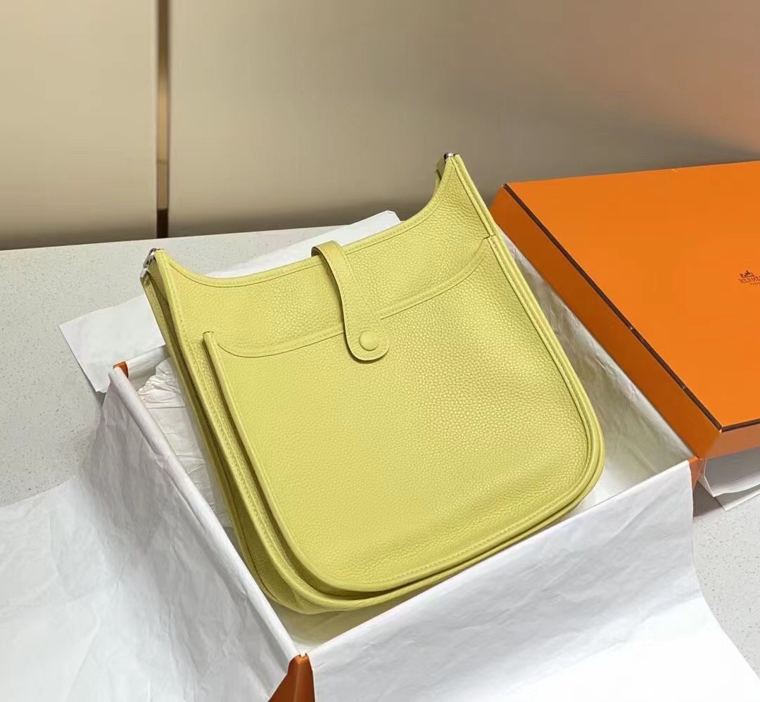 H Evelyne29 new arrival 03 size : 29*30 cm