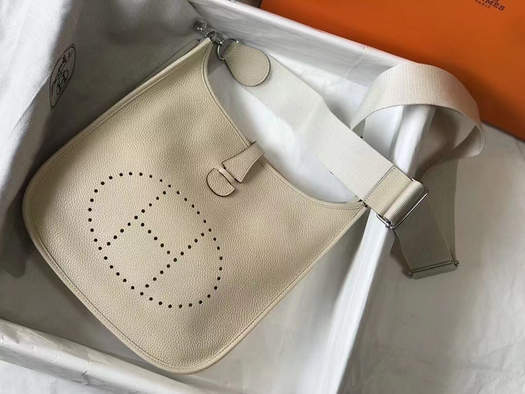 H Evelyne29 new arrival 02 size : 29*30 cm