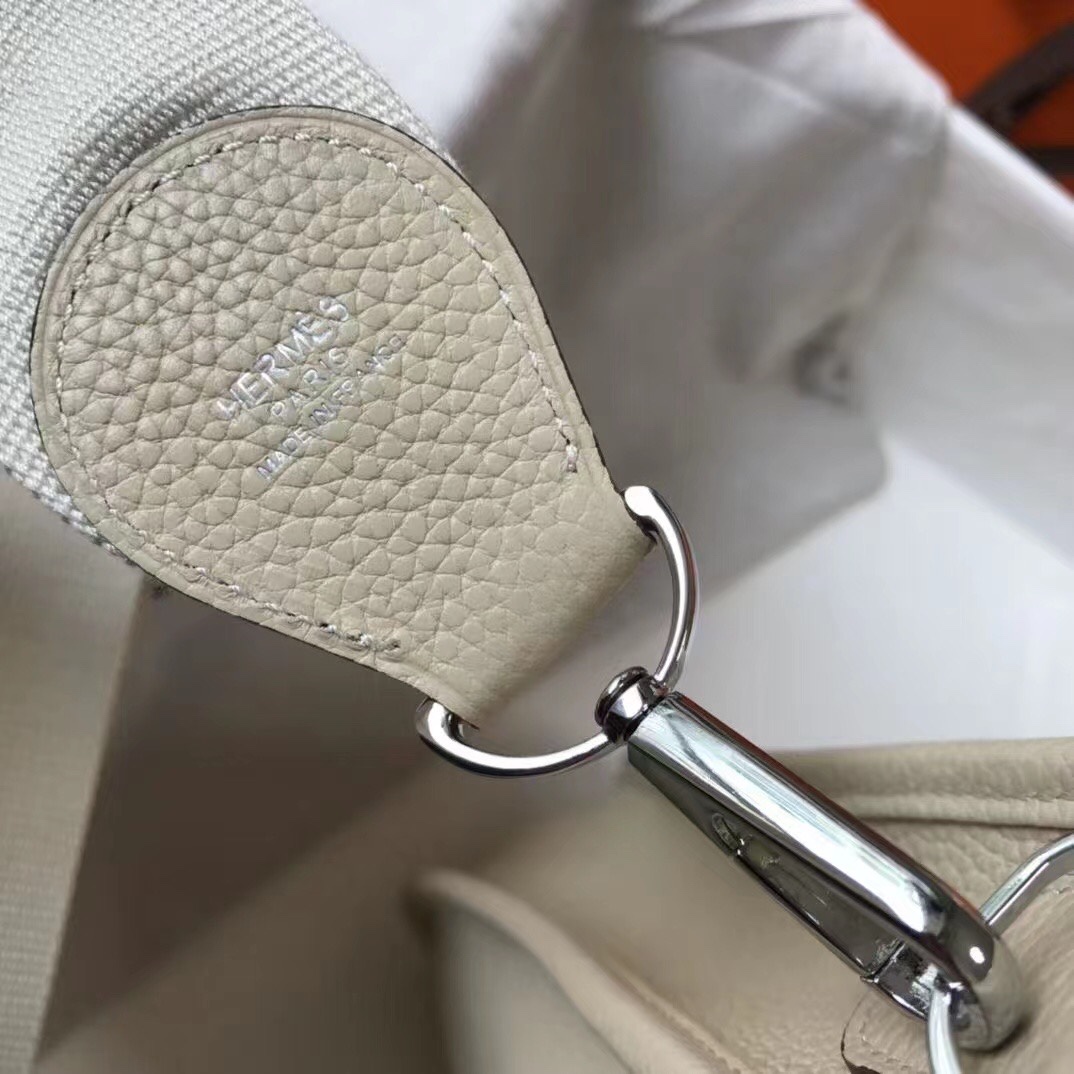 H Evelyne29 new arrival 02 size : 29*30 cm