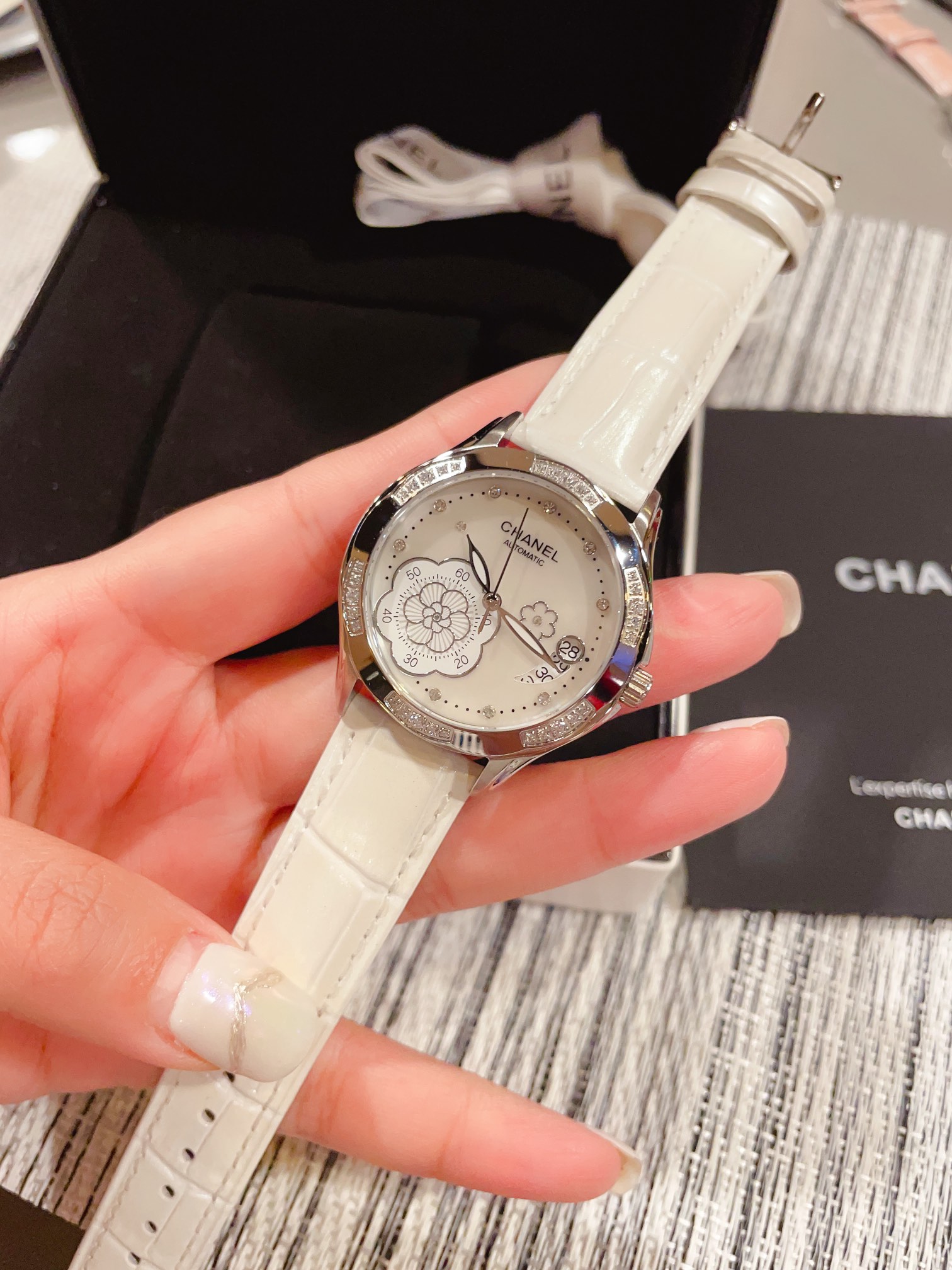 CC new arrival women watch 04 35mm