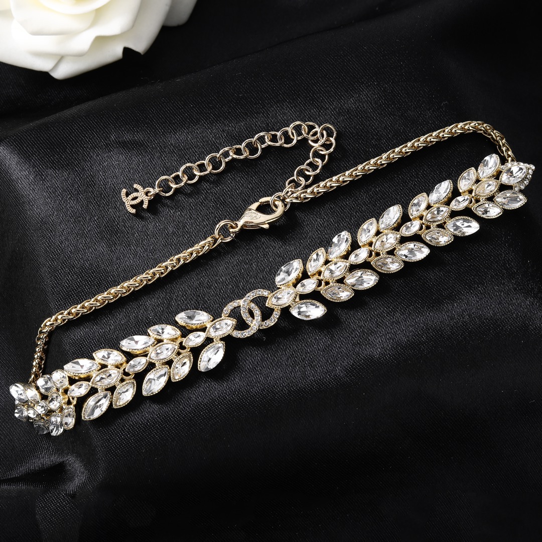 CC Necklace 0016