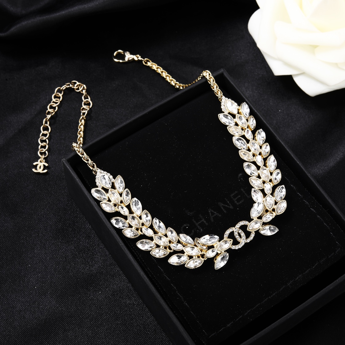 CC Necklace 0016