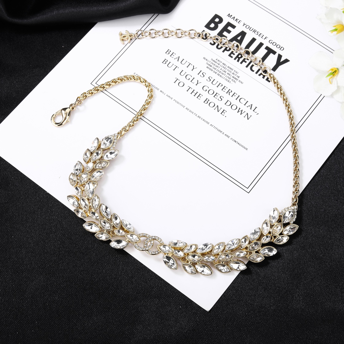 CC Necklace 0016