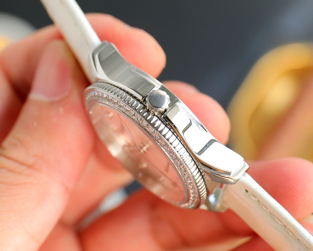 Cc new arrival women watch 02  33 mm