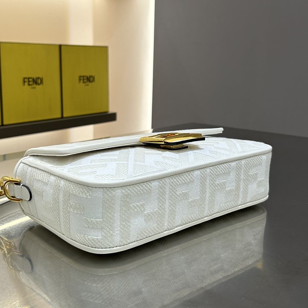 FEN Baguette bag size: 28/6.5/13.5cm