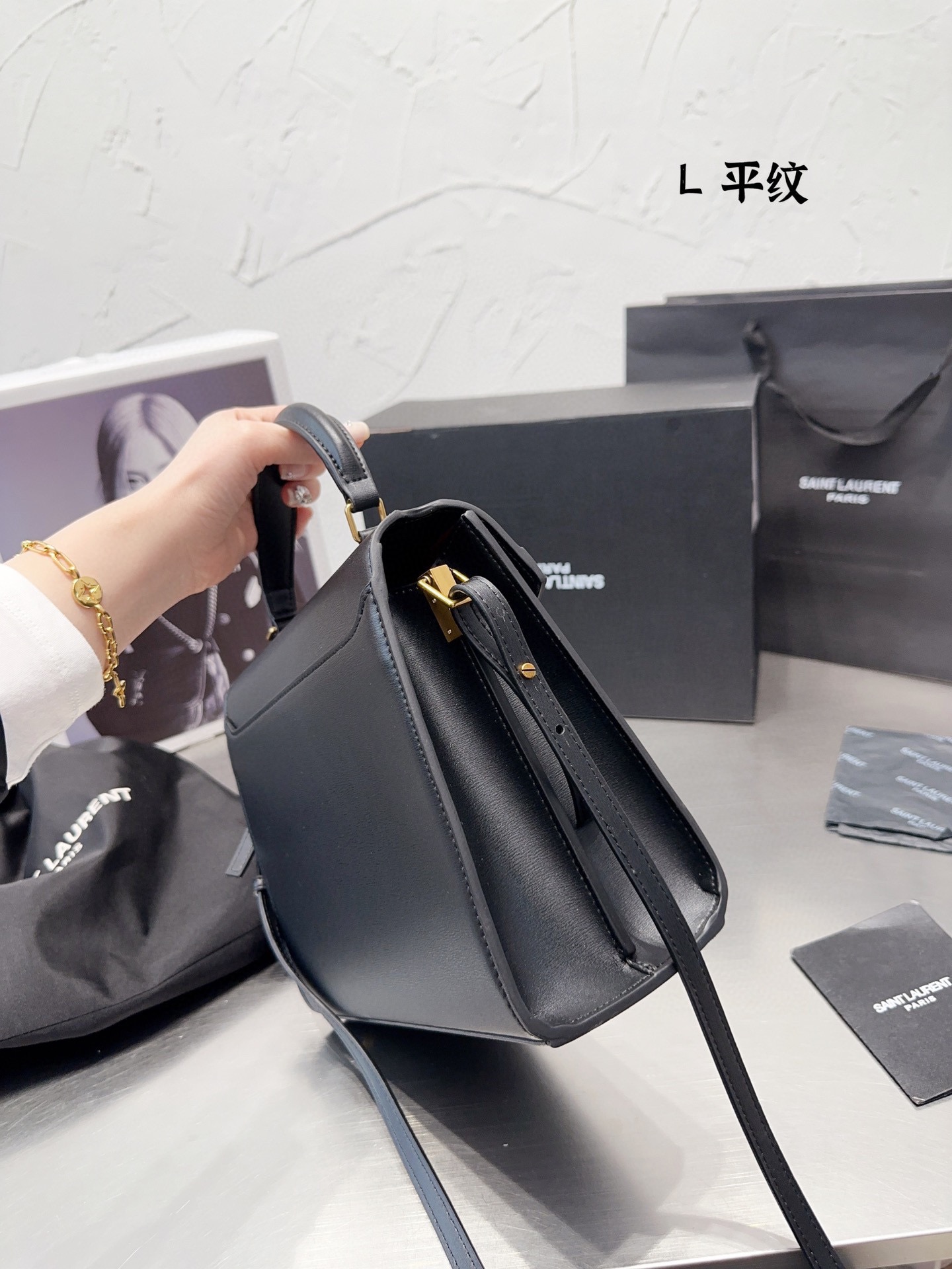 Y CASSANDRA bag size 25*20cm