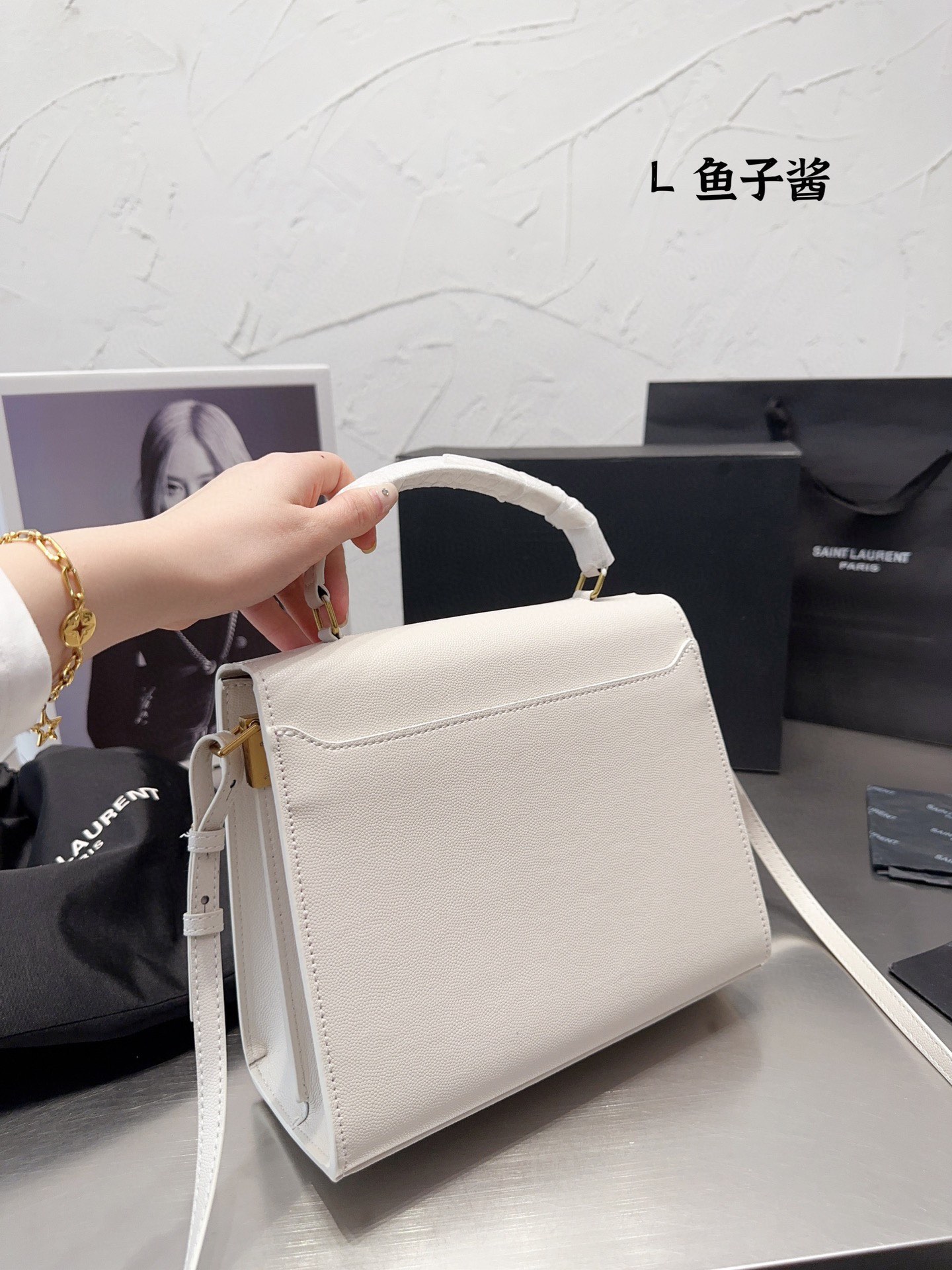 Y CASSANDRA bag size 25*20cm