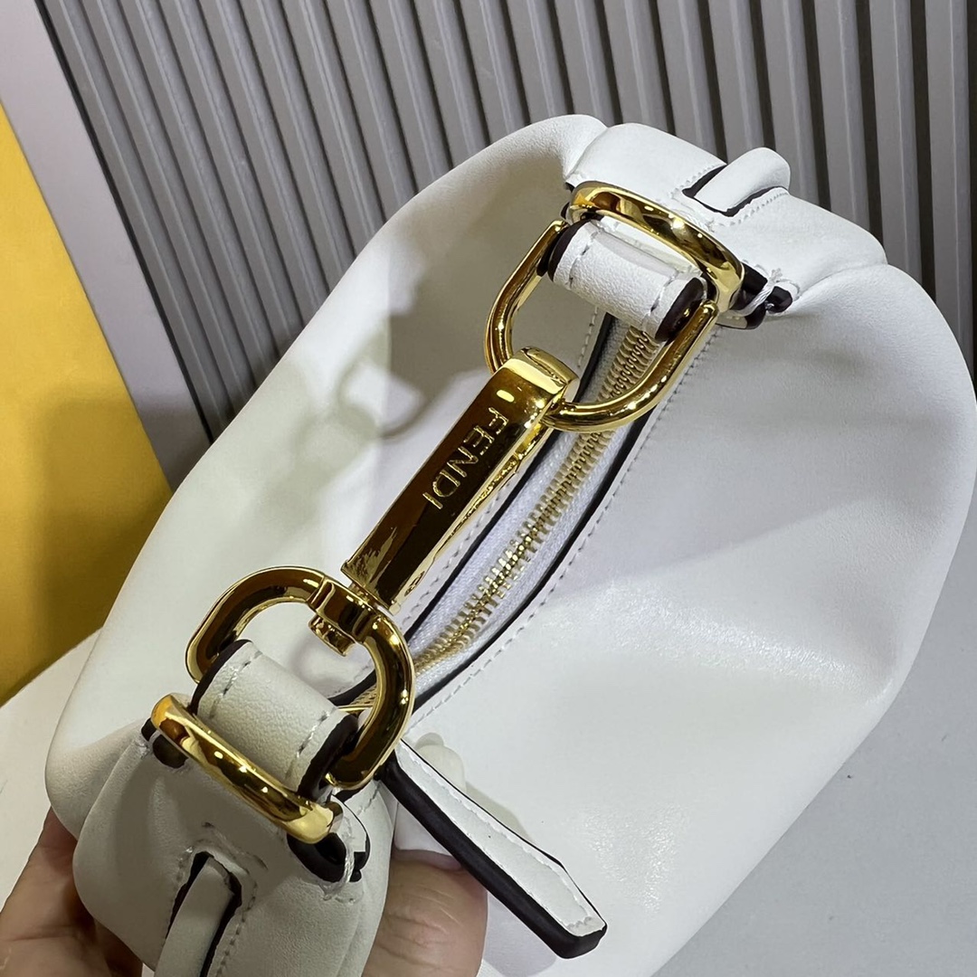 Fen new small moon bag size : 20/13/7 cm