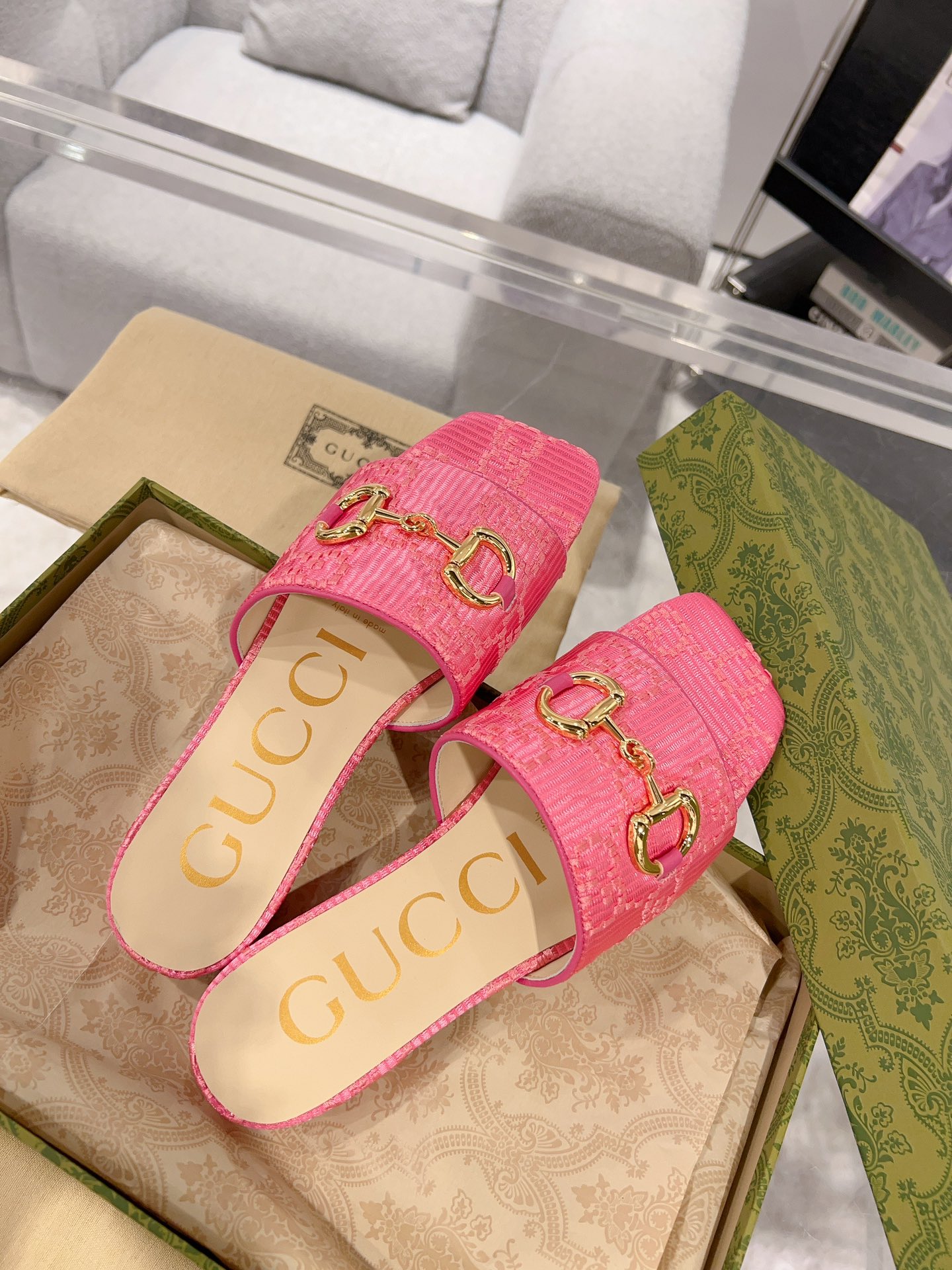 GG new arrival women slippers 01