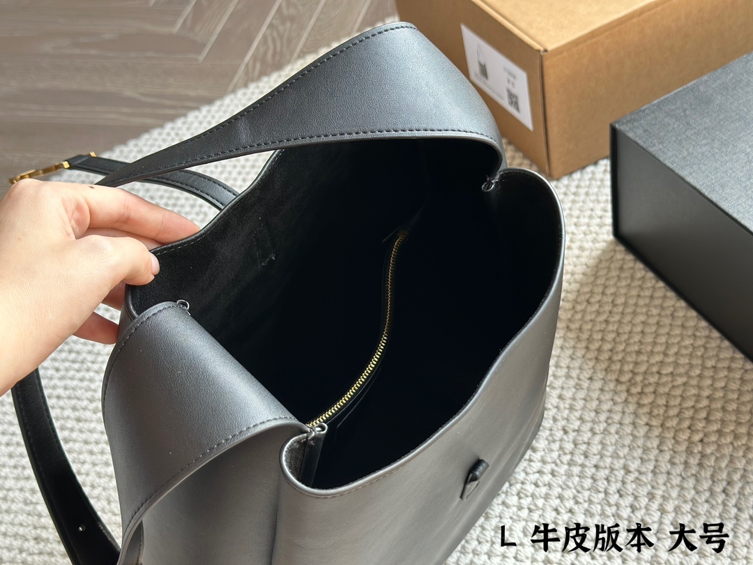 Y rose hobo new arrival bag size: 31*34cm