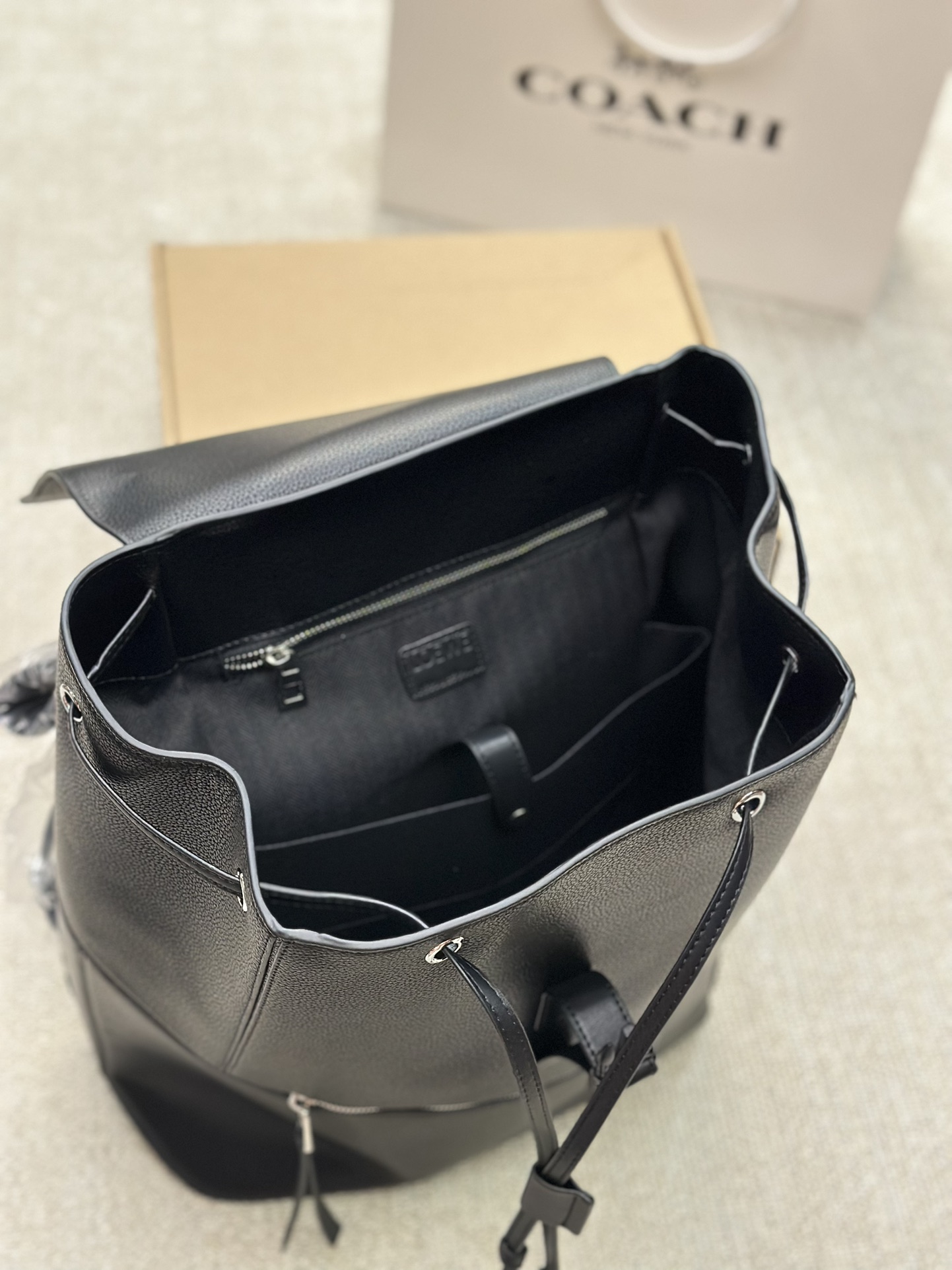 Loe Puzzle new arrival backpack bag size : 34×46cm