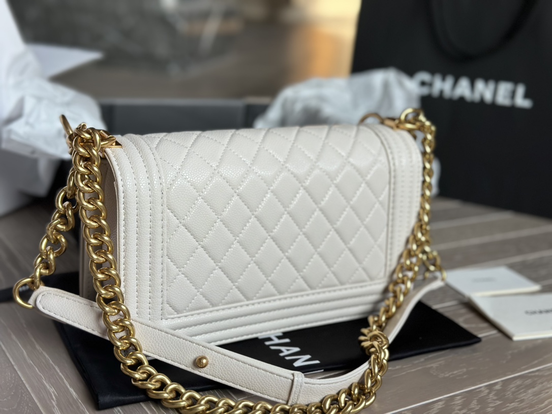 CC  leboy20ss 25*15cm Caviar leather