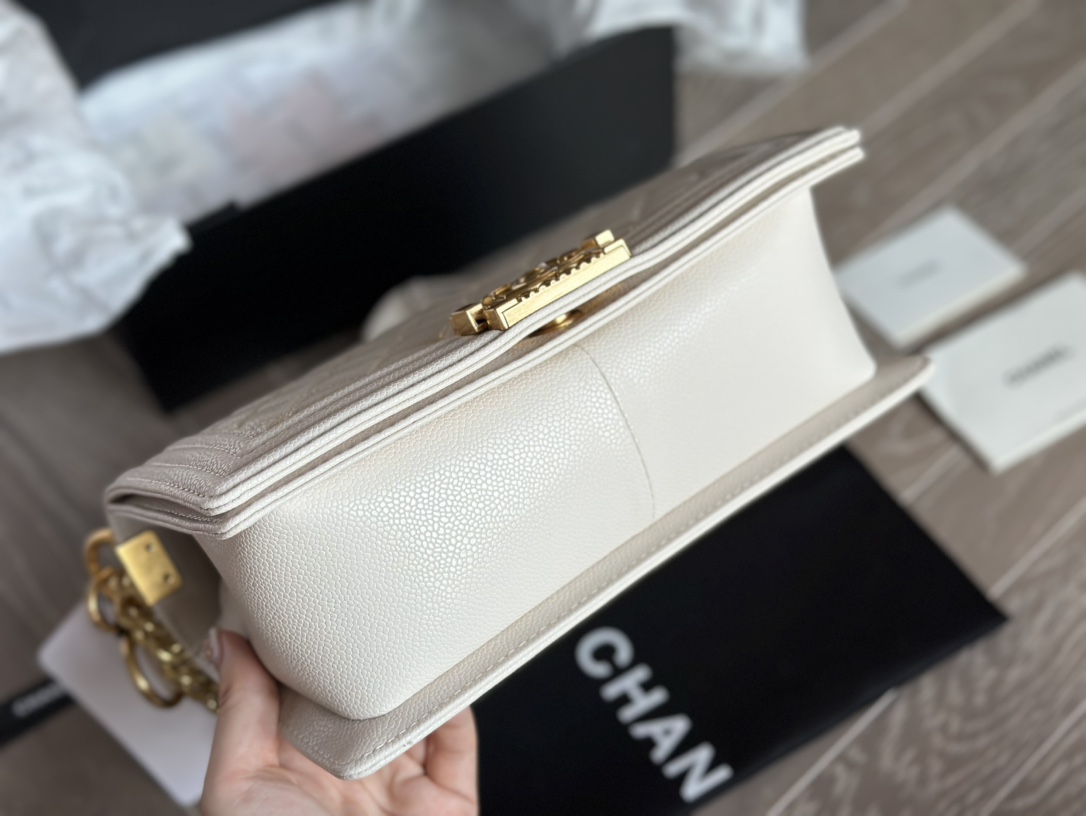 CC  leboy20ss 25*15cm Caviar leather