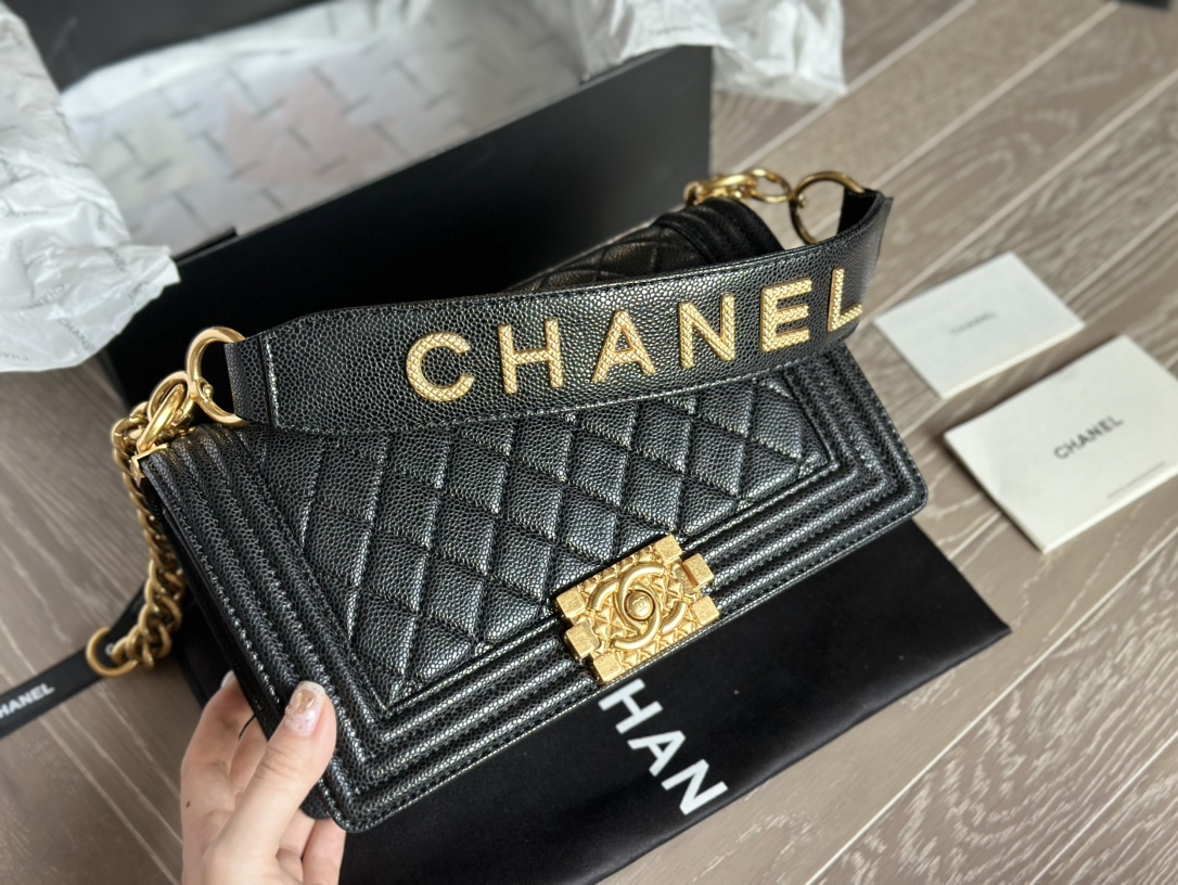 CC  leboy20ss 25*15cm Caviar leather