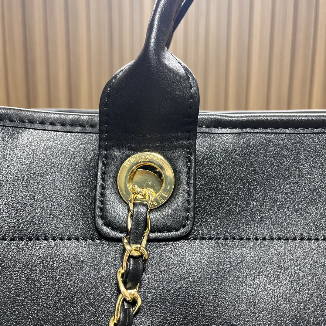 CC leather tote bag black/white size: 36.5/32/15 cm