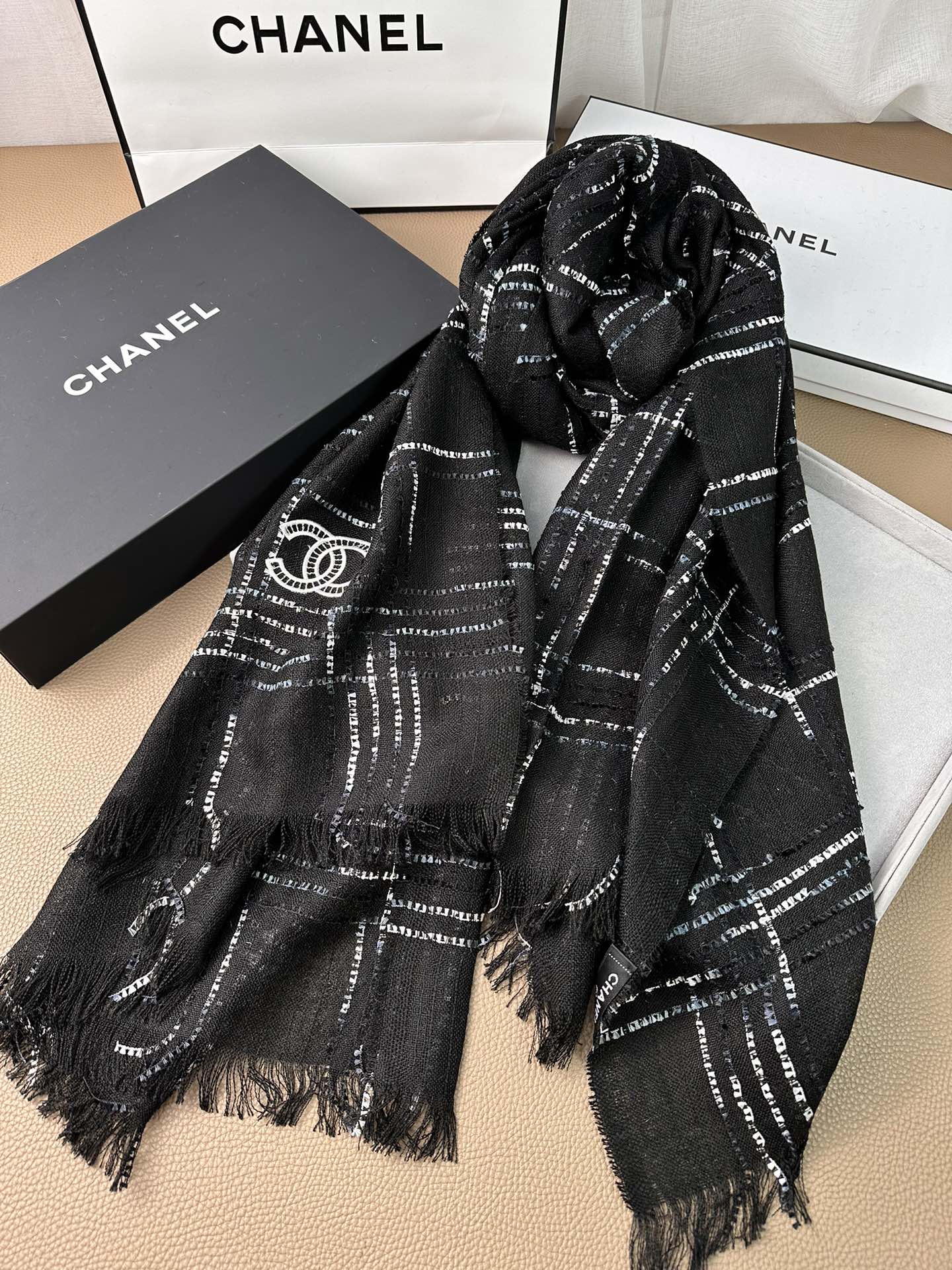 CC Scarf 140*140cm 0043