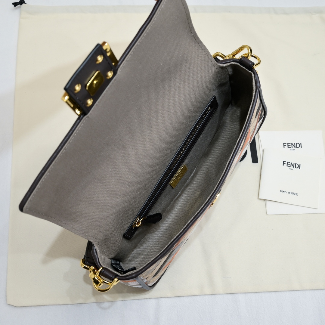 Fen 𝐁𝐚𝐠𝐮𝐞𝐭𝐭𝐞 new arrival bag size 27×6×14cm