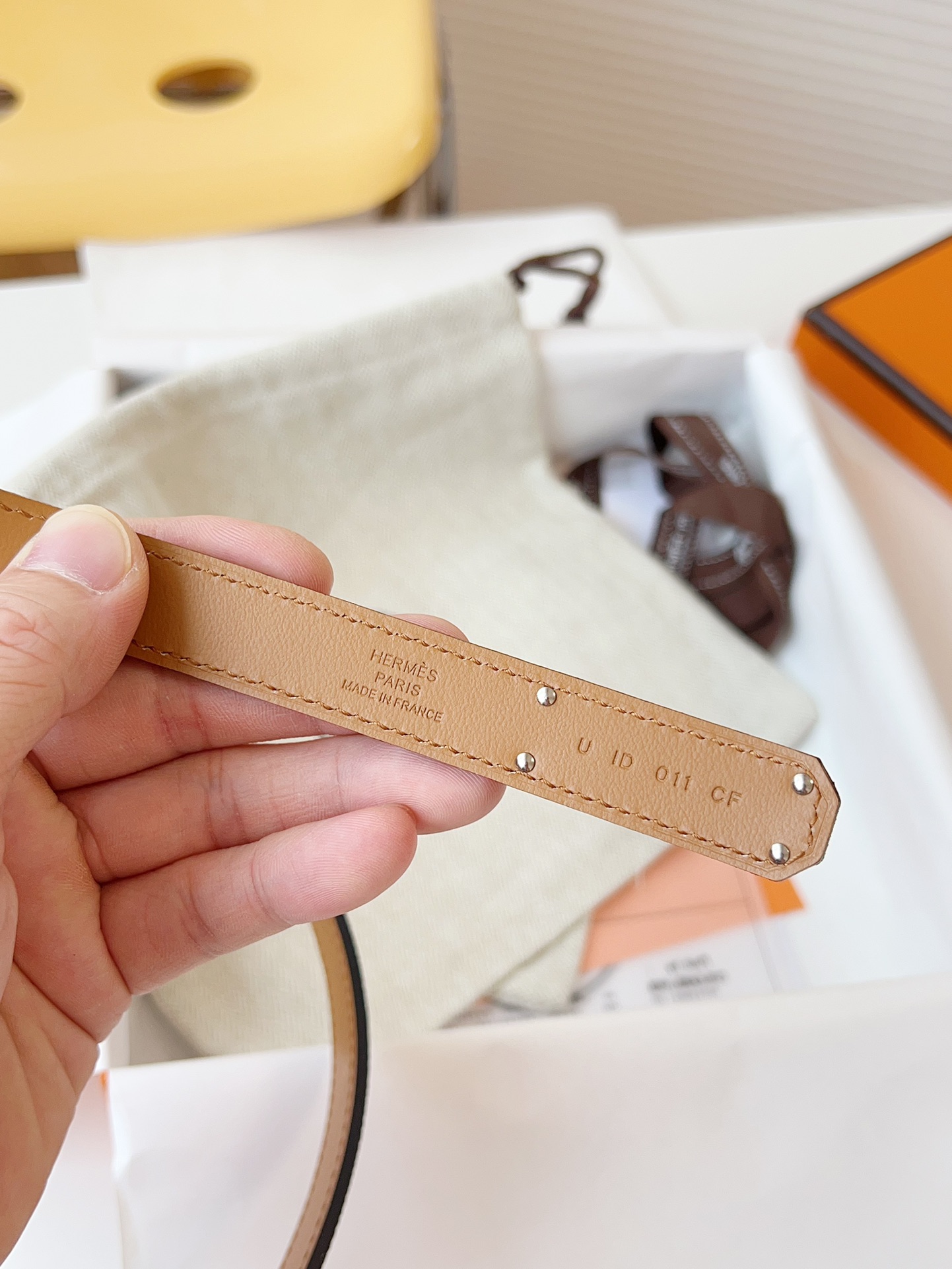 Adjustable size from 60 cm to 100 cm