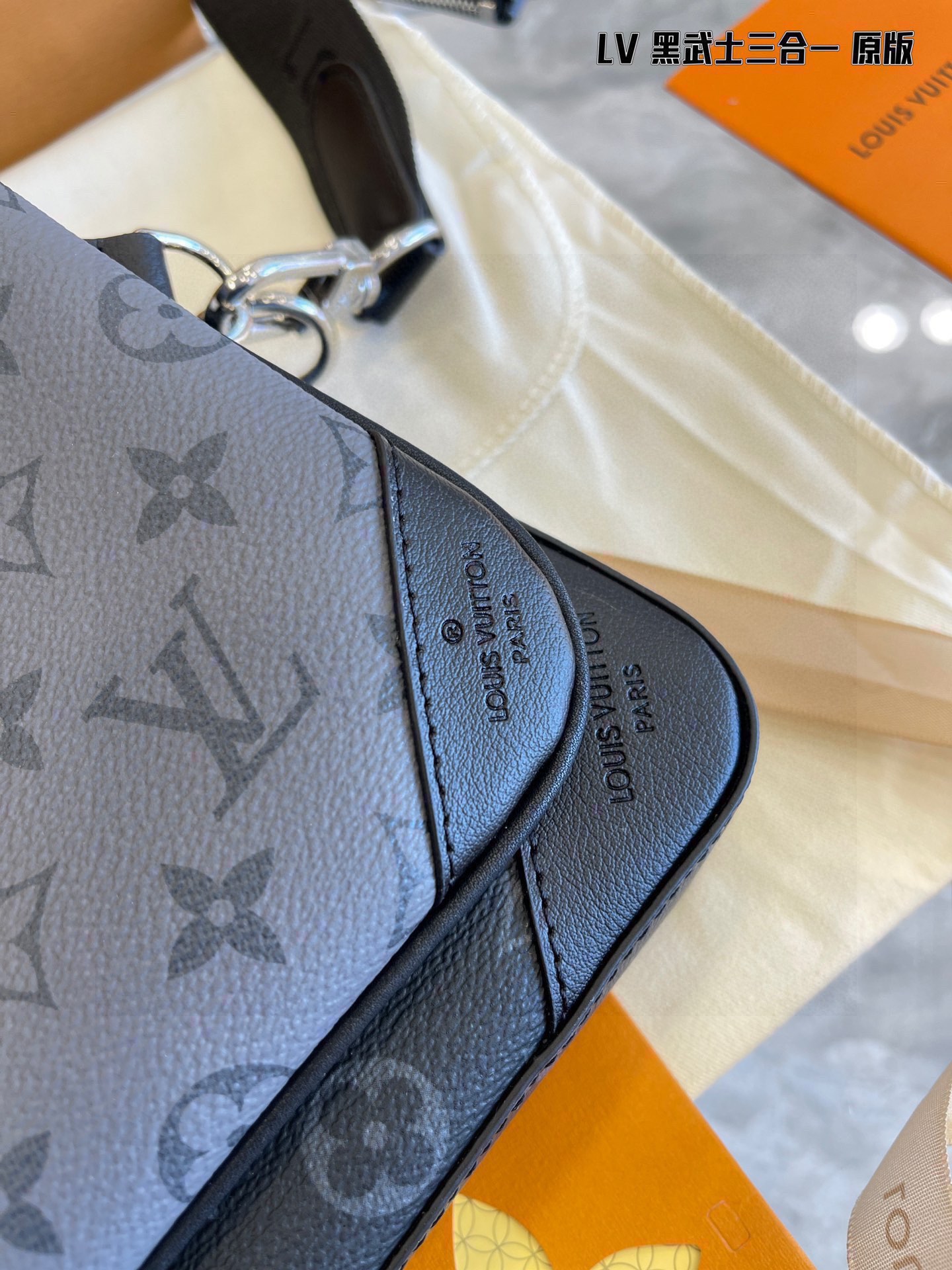 L JYC men bag  25*18cm