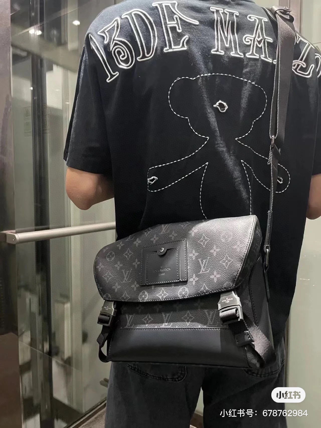 L LV voyager men bags 28-25cm