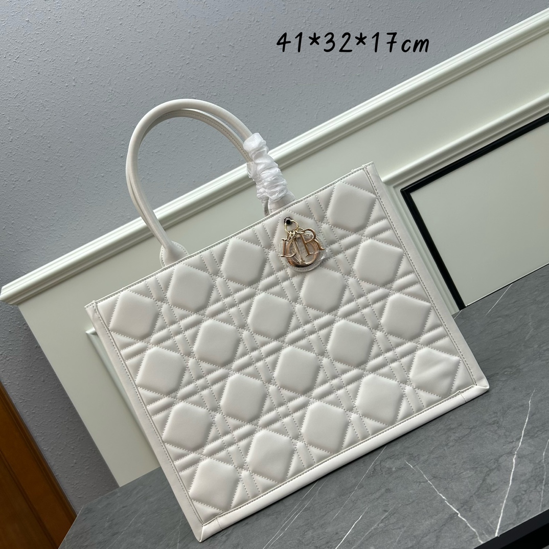 D new arrival tote bag size: 41x32x17