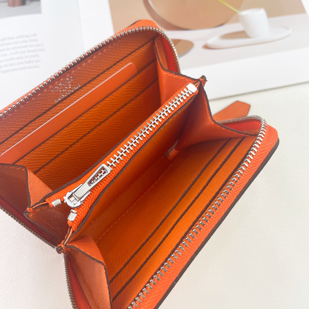 H Silk’in Empson-Barenia leather wallets size : 9.5 x 11.5 cm