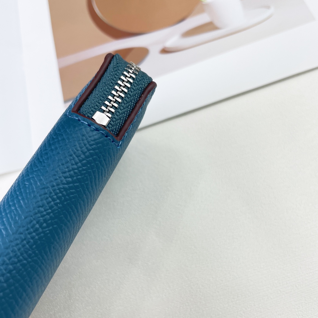 H Silk’in Empson-Barenia leather wallets size : 9.5 x 11.5 cm