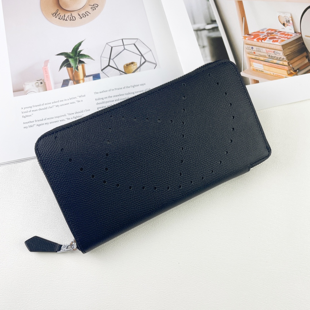 H Silk’in Empson-Barenia leather wallets size : 20x11.5x1.5cm