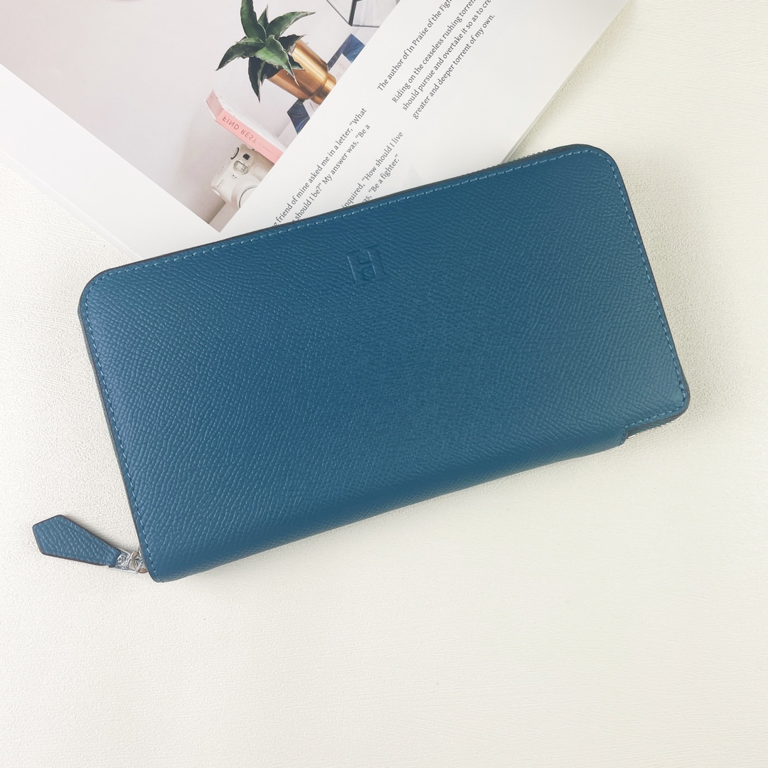 H Silk'in empson-Barenia leather wallet size : 20x11.5x1.5 cm