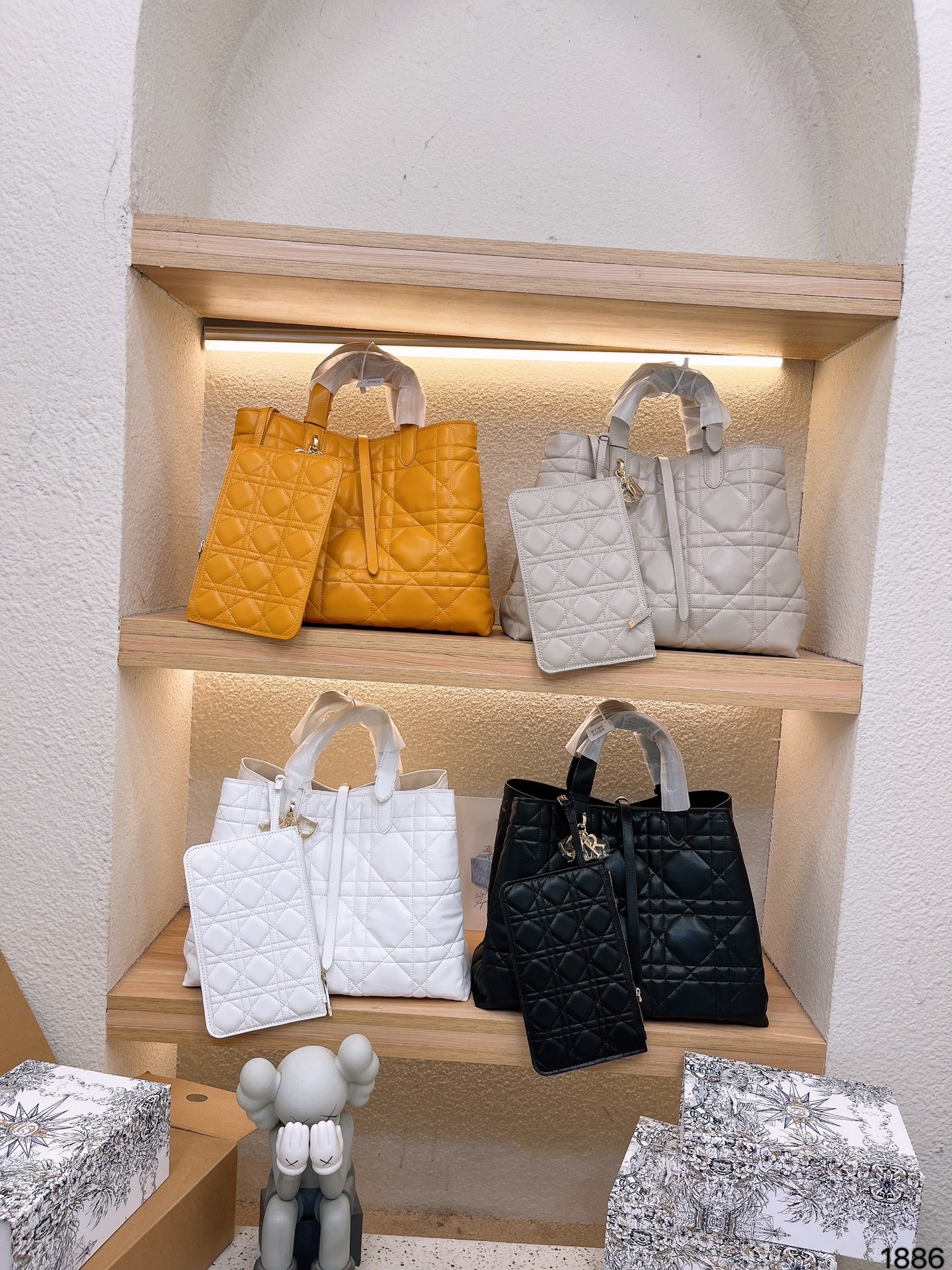 D DIOR TOUJOURS new arrival tote bag size: 34 * 27 cm