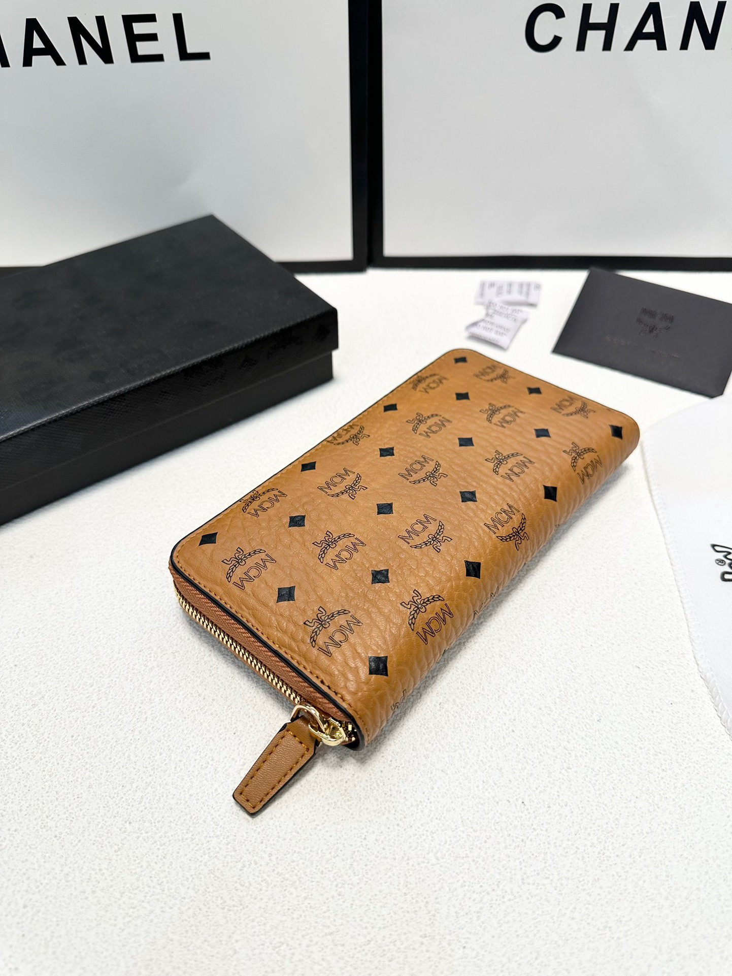 Mc new arrival long wallets size : 19x10cm