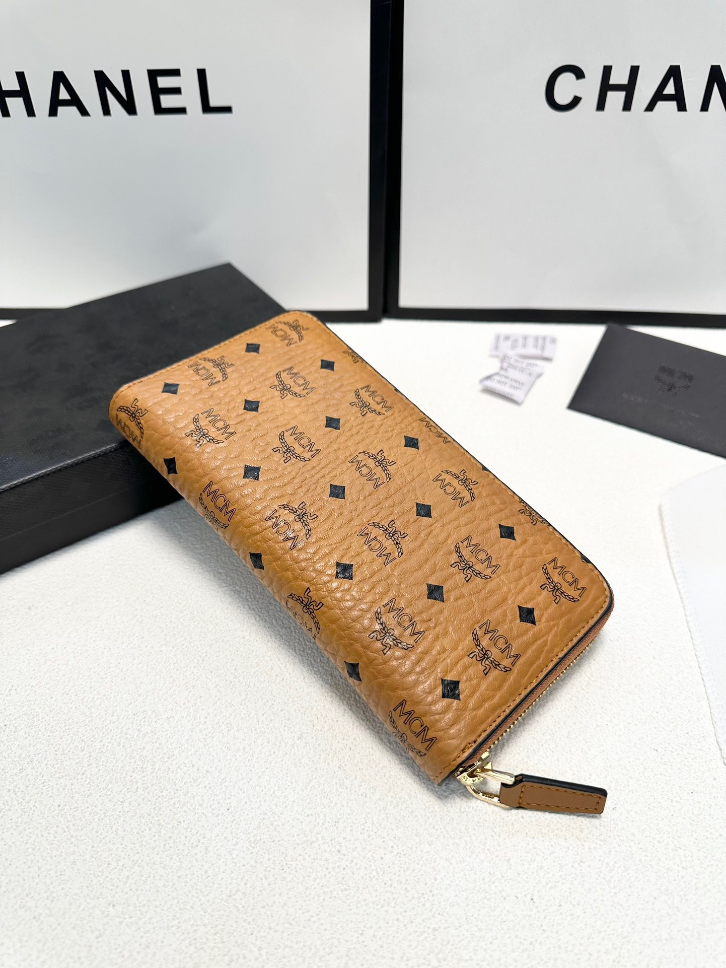 Mc new arrival long wallets size : 19x10cm