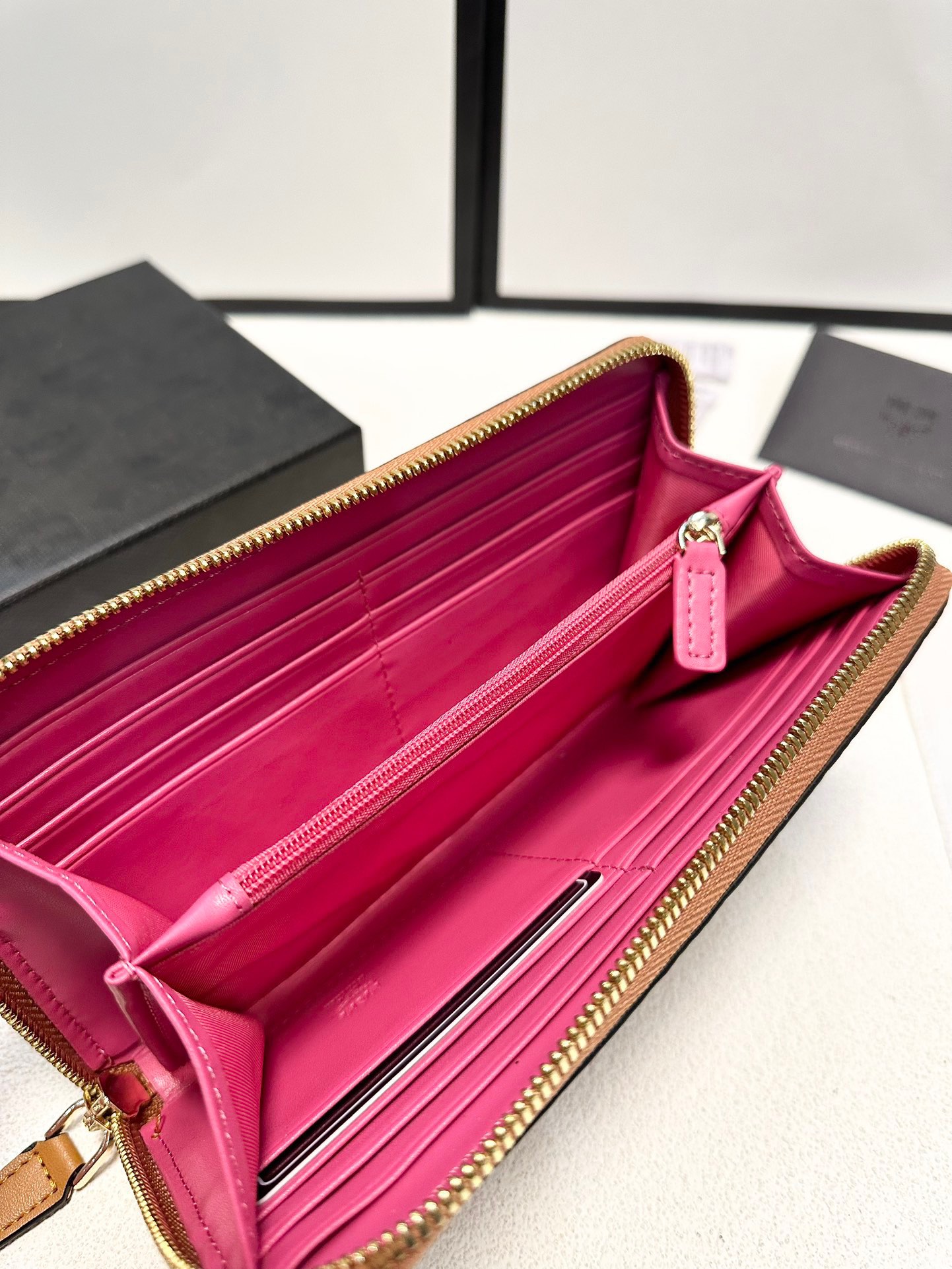 Mc new arrival long wallets size : 19x10cm