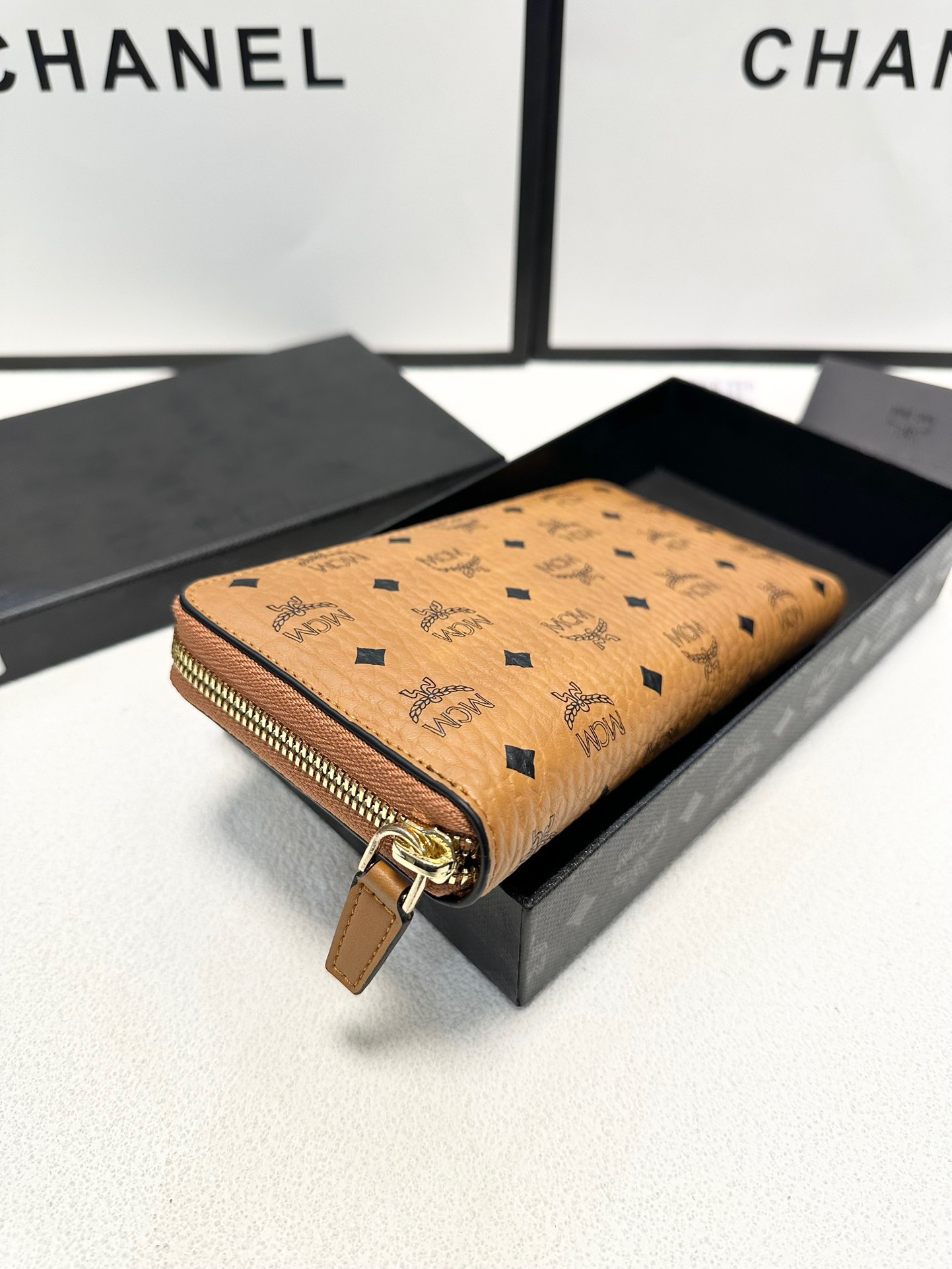 Mc new arrival long wallets size : 19x10cm