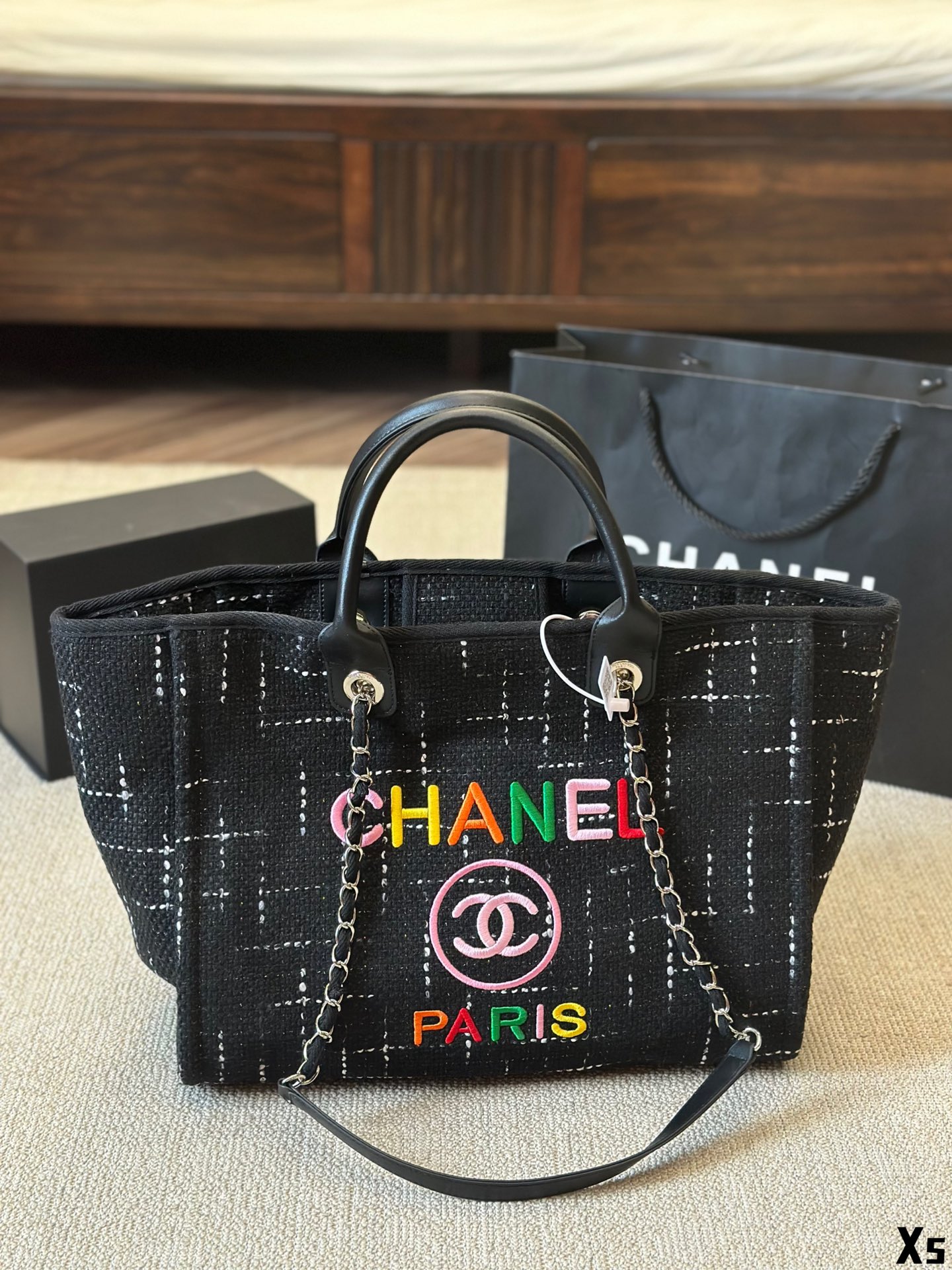 cc new arrival tote bag size : 37*32 cm