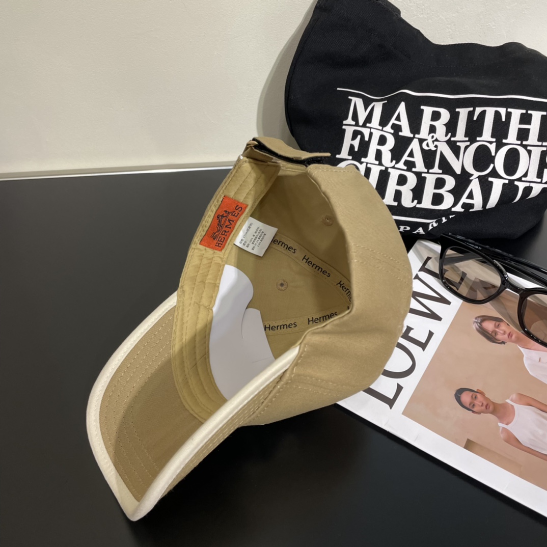 Her New Arrival Hat 0009