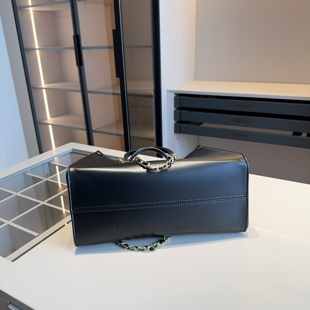 cc new arrival tote bag