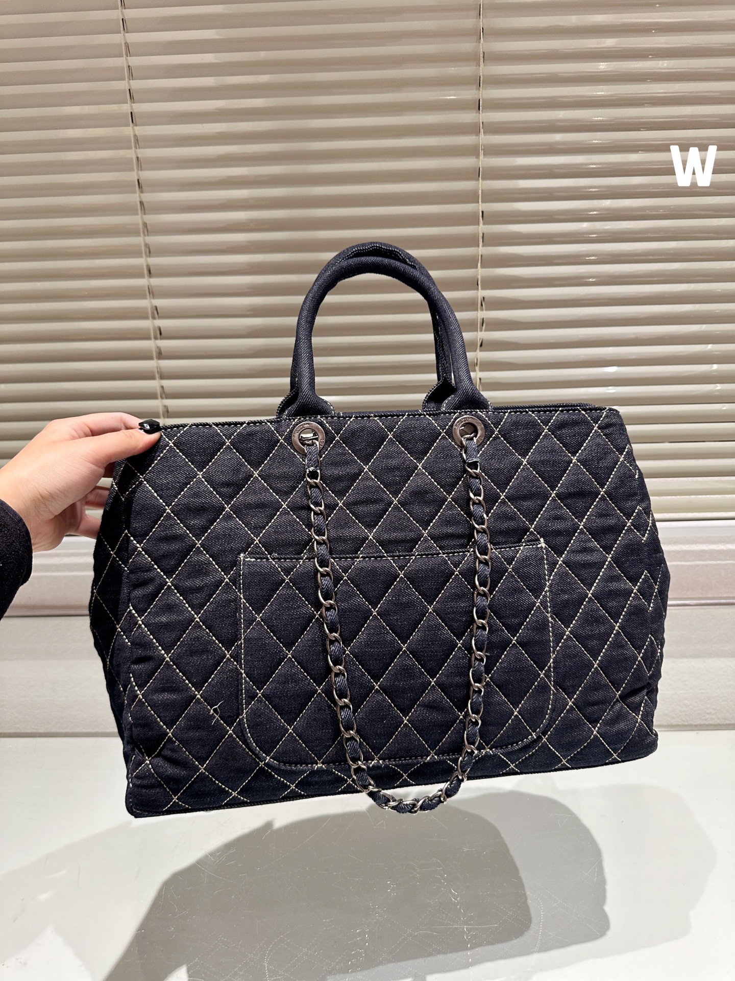 CC Vintage tote bag size 39 * 28cm