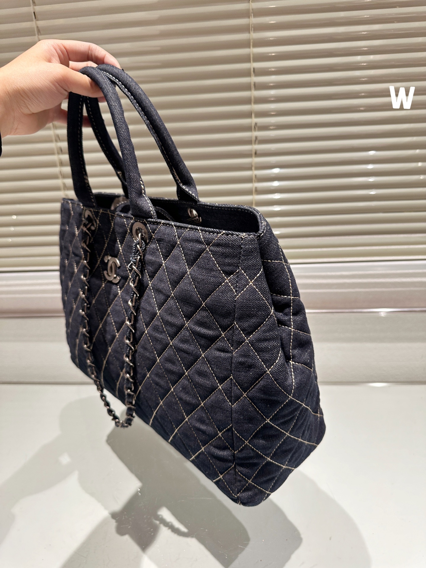 CC Vintage tote bag size 39 * 28cm