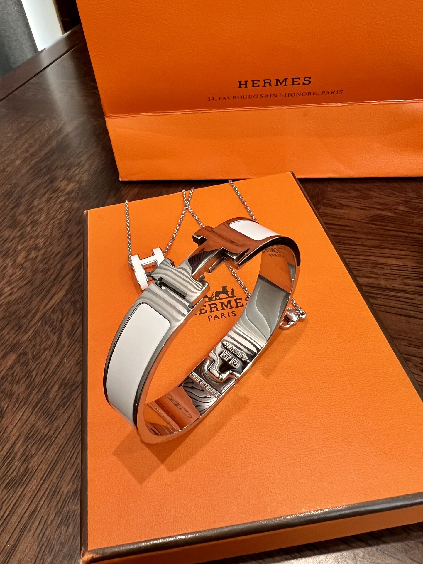 H new arrival bracelet + necklace set