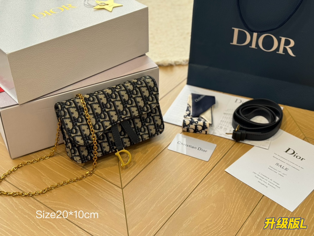 D new arrival woc crossbody bag size: 20*10 cm