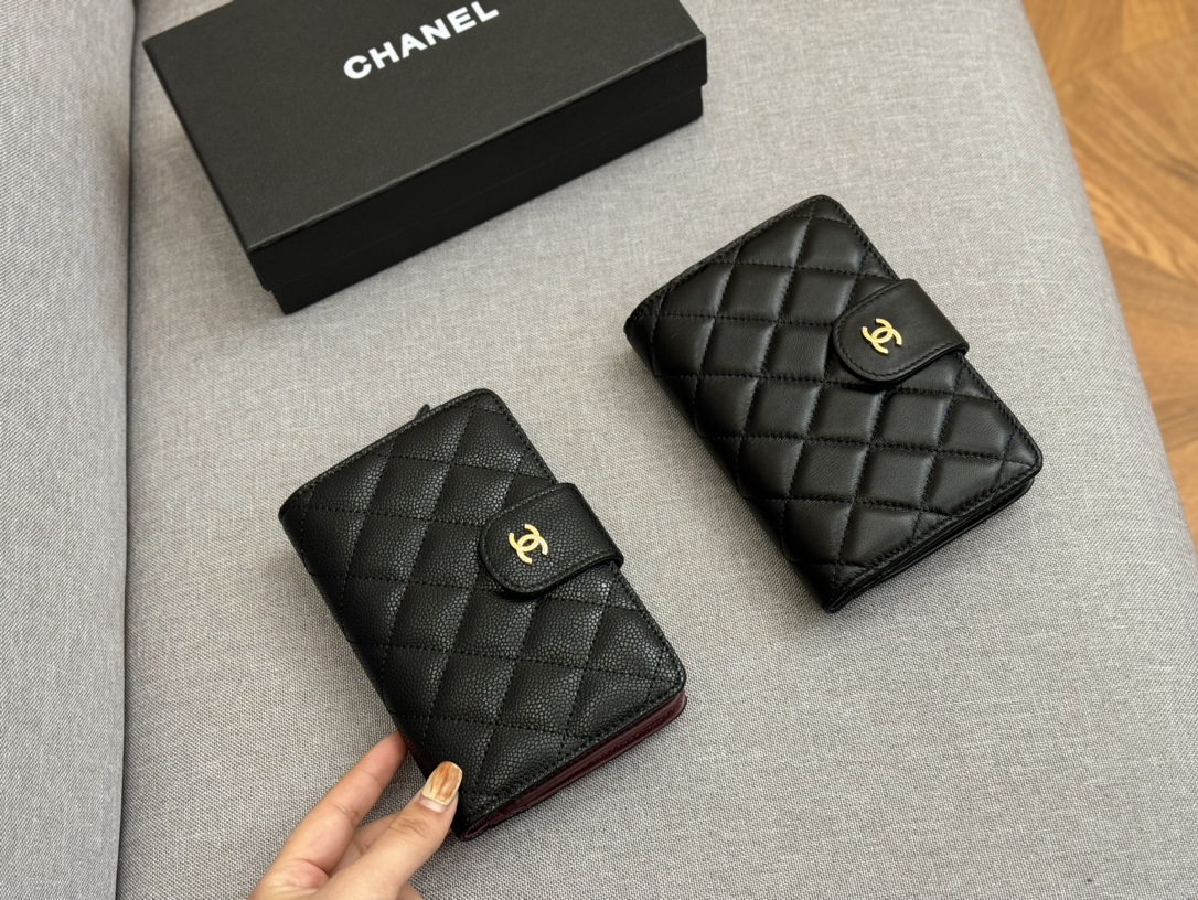 CC new arrival wallet size : 16*11cm