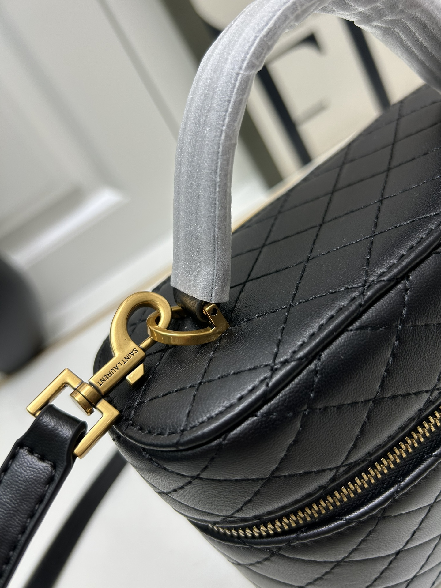 Y Mini Gaby Saint 2024 Mini Gaby size: 18��11��6.5 cm