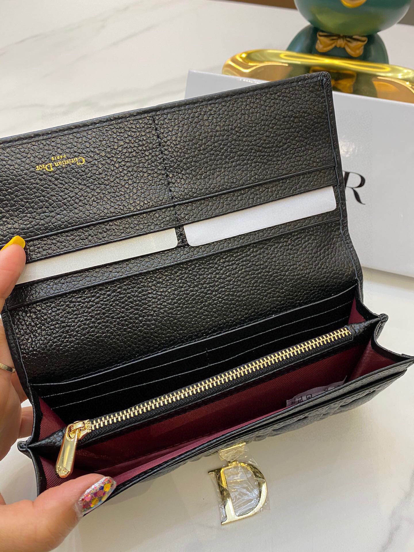 D new arrival women wallet size : 19 *10 cm