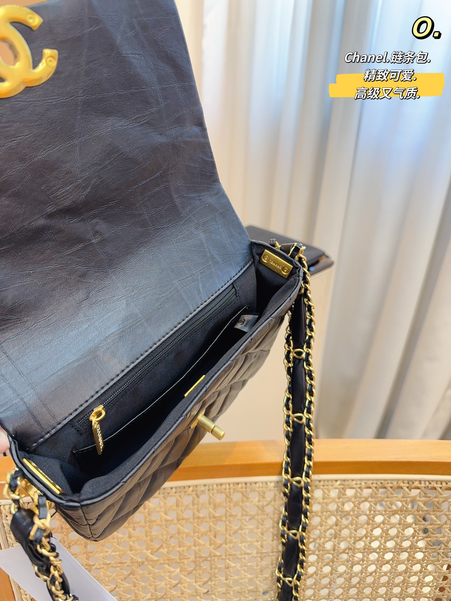 CC 23K new arrival bag size : 20*5*16cm